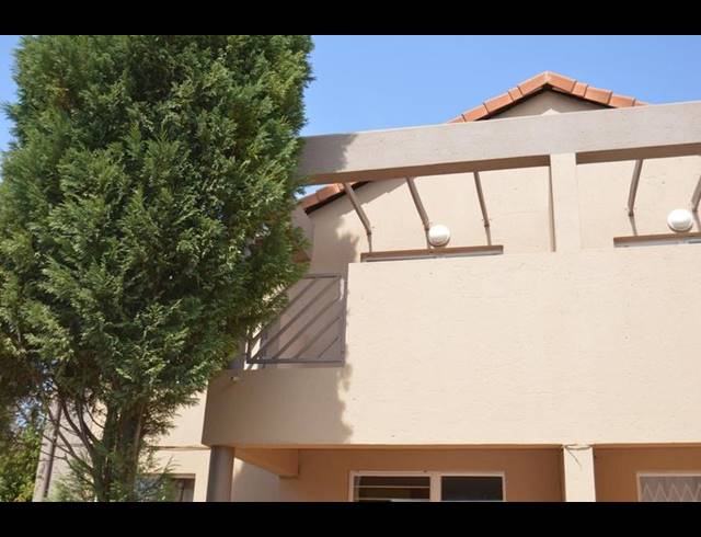 2 BEDROOM PROPERTY TO RENT IN ALLEN'S NEK